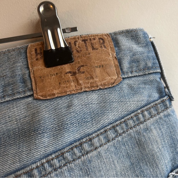 Hollister Men's Slim Bootcut 30x30 Distressed Jeans, Medium Wash Button Fly - Picture 8 of 10